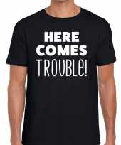 Foute here comes trouble tekst t-shirt zwart heren kleding
