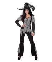 Halloween zwart wit heksen foute kleding voor dames